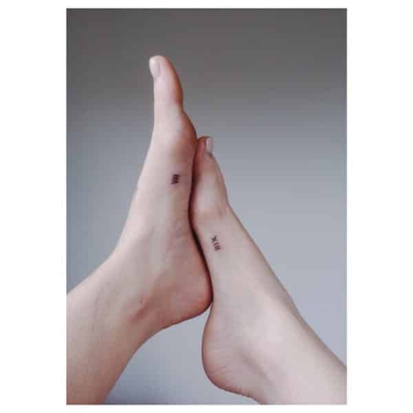 roman-numeral-tattoos-feet