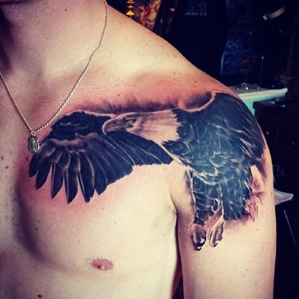 Cool-Eagle-Tattoo-on-Shoulder-for-Men