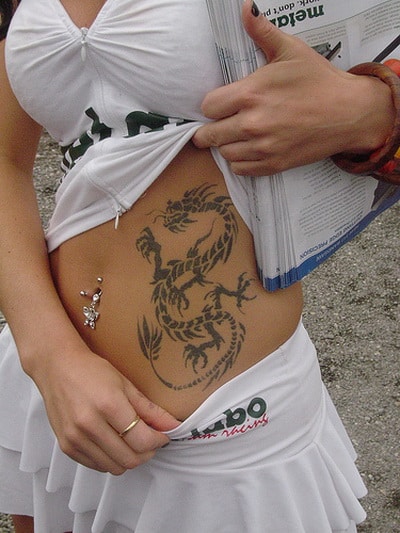 girl-tribal-dragon-tattoo