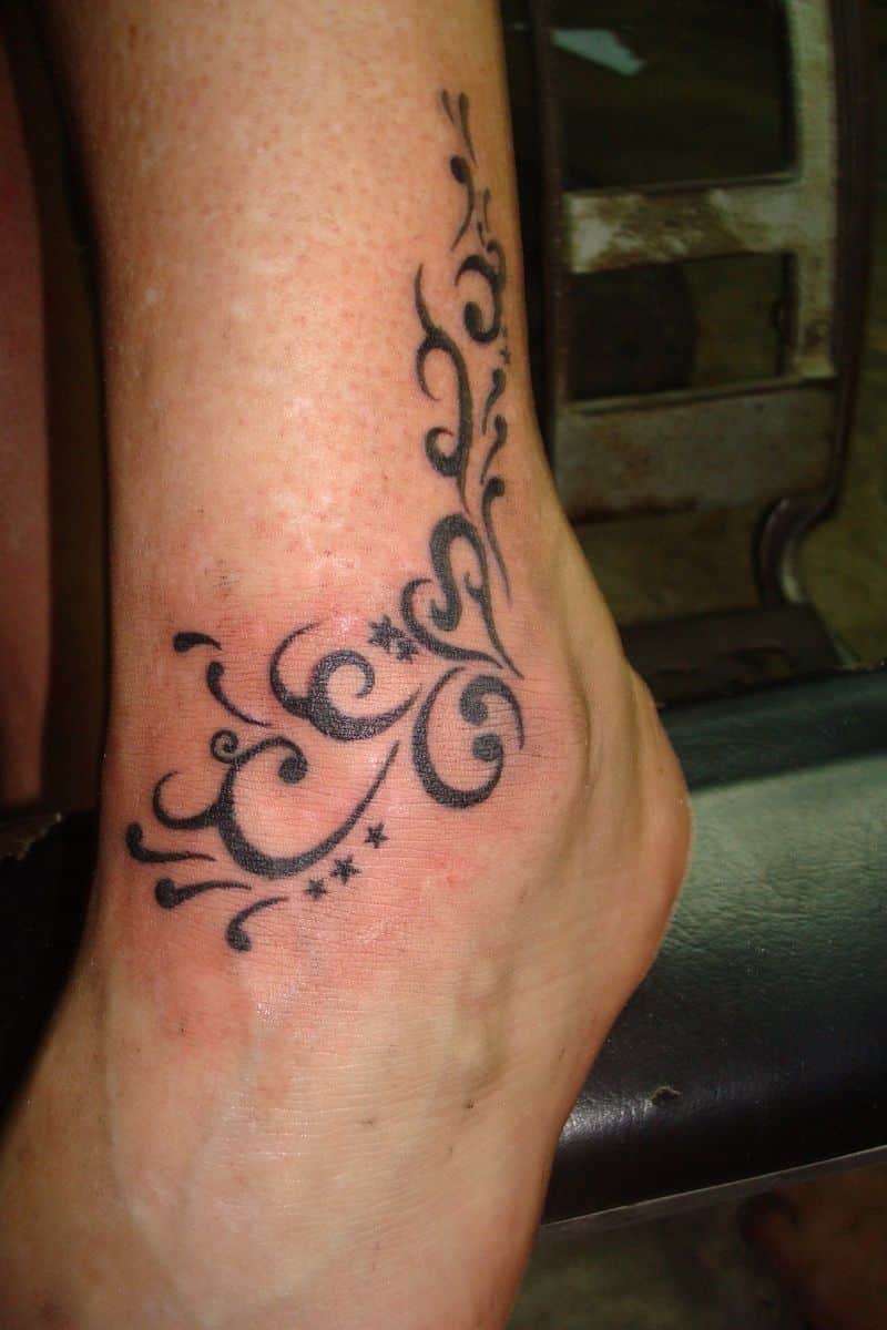 Nice Ankle Tattoo Design